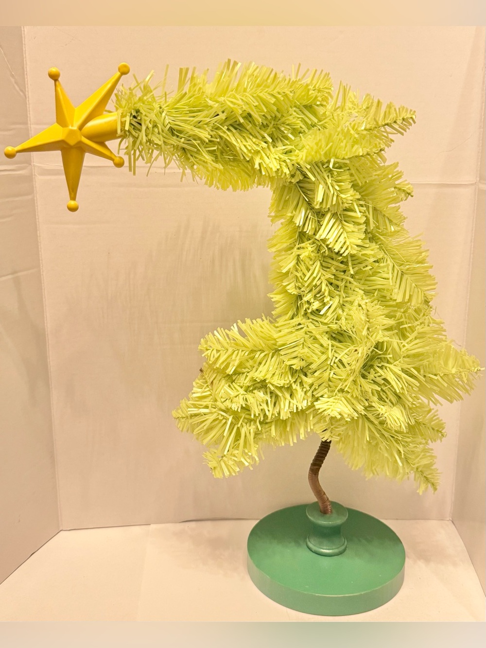 Dr Seuss How The Grinch Stole Christmas Officially Licensed Grinch Tree new